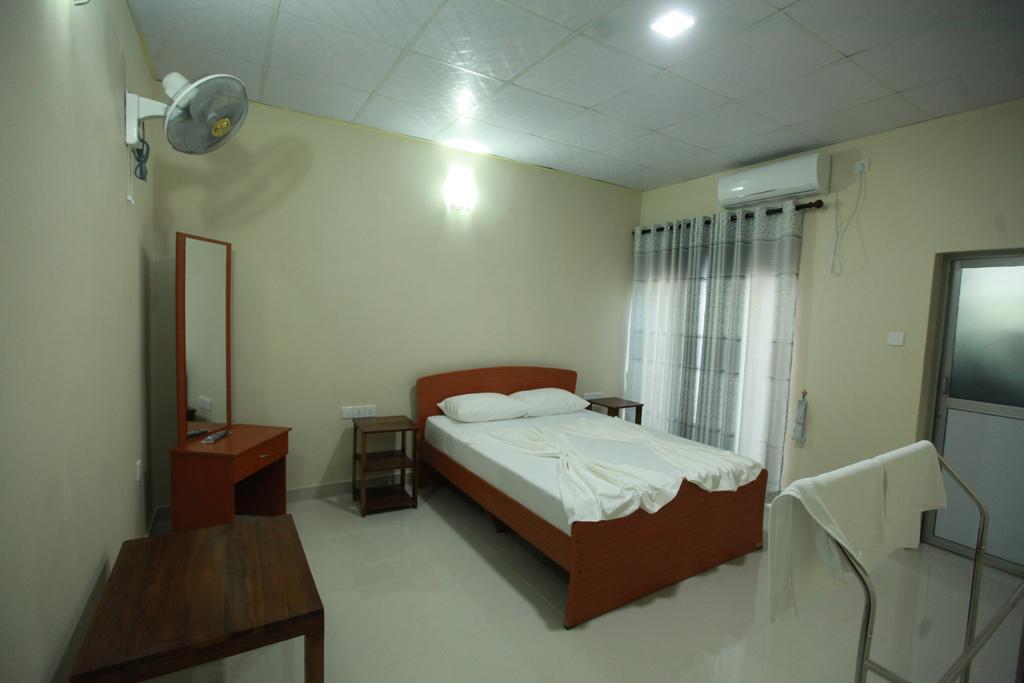 Lavonka Tourist Rest Hotel Anuradhapura Luaran gambar