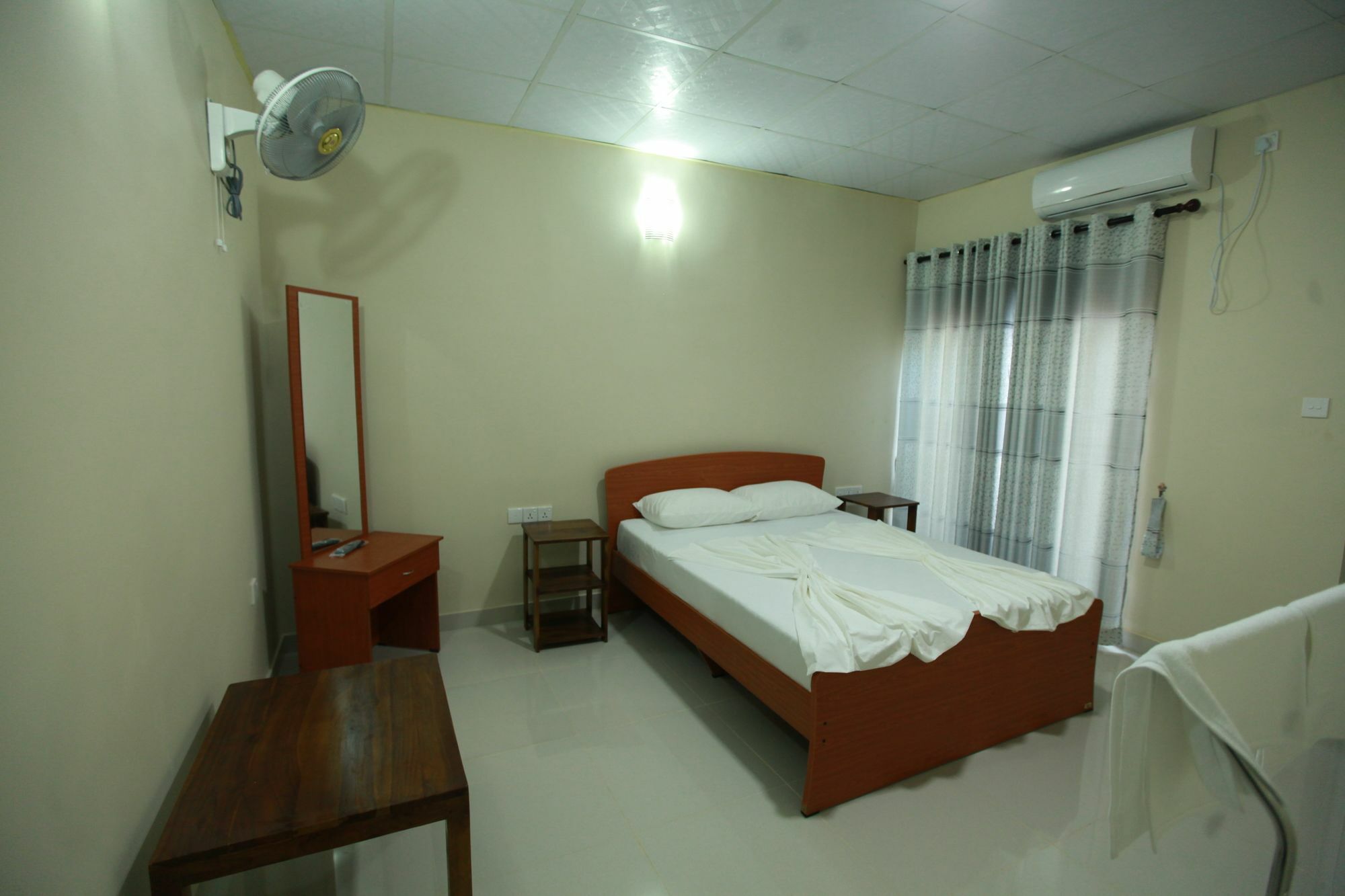 Lavonka Tourist Rest Hotel Anuradhapura Luaran gambar